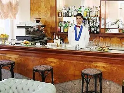 イタカ 4*